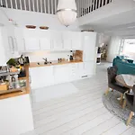 شقة Holidayapartment Kalvåg